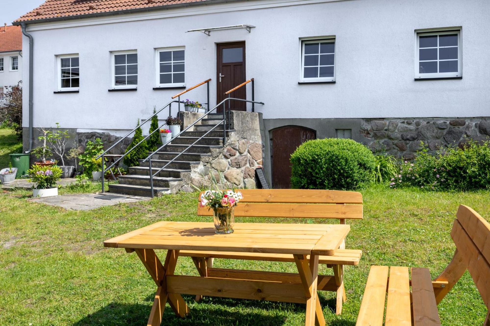 Ferienwohnung "Flori'S Ponyhof" Kröpelin Eksteriør billede
